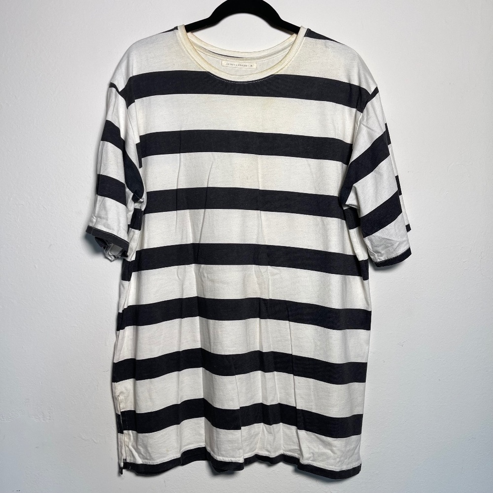 Women's Black and White Striped Oversized Relaxed Fit Boxy Crew Neck T-Shirt